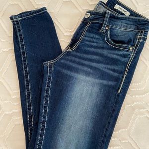 Women’s jeans by day trip size 30 in great condition